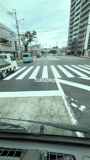 Where is it? → Fukuoka, Japan 🇯🇵 福岡の景色と、音のゆらぎを記録しています。 福岡で全品390円の着物屋さんもやってます👘 引越・リサイクルの現場で集まる 廃棄されるはずだった着物を、仕分けからライブで。 ♡やフォローで応援いただけると嬉しいです。 【名曲 × 景色 × 福岡 × 着物】 #福岡ドライブノート #着物の再生 #仕分けライブ #糸吉