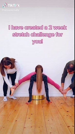 Stretch challenge on my YT: Anna McNulty 💕 #flexible #stretch @gymshark