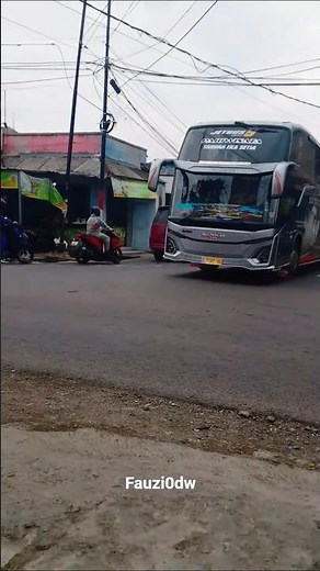 Bus Sultan 29 Hino RM 280
