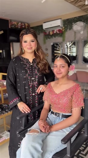 Rate This Stunning Makeup Look!