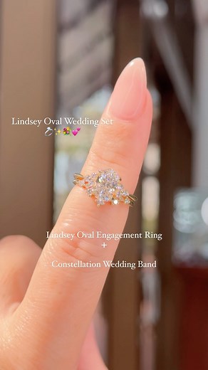 Princess Bride Diamonds | Engagement Rings & Fine Jewelry on Instagram: "Lindsey Oval Wedding Set 💍✨ Lindsey Oval Engagement Ring 💐 Constellation Wedding Band 🌙 Build your set on princessbridediamonds.com✨ #princessbridediamonds #pbdbling #engagementring #engagementrings #huntingtonbeach #orangecounty #lindseyengagementring #constellationweddingband"