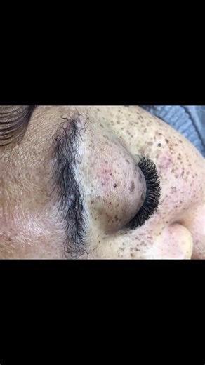 #hybridlashes #classiclashes #wetlashes #volumelashes #lashesoftiktok #jhblashtech #lenasia #fypviral #lenasiasouth #viral_video #tiktoklashes