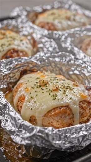 Garlic Parmesan Chicken Foil Packets