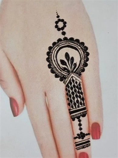 Beautiful and Simple Mehndi Design Ideas
