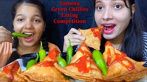 #samosa #samosachallenge #foodchallenge #spicyfoodchallenge #foodie #foodiejdvlogs #indianvlogger #indianvlog #indianstreetfood #food #challengevlog #behindthescene #eatingcompetition #paneersamosa #aloosamosa #pizzasamosa #chowminsamosa #macronisamosa #tandooripaneersamosa #malaipaneersamosa | Foodie.JD