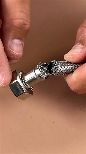 The right way to fix a steel hose | Genius Craft