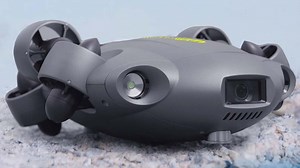 This Underwater Drone Will Help You Photograph Even the Most Elusive Sea Life