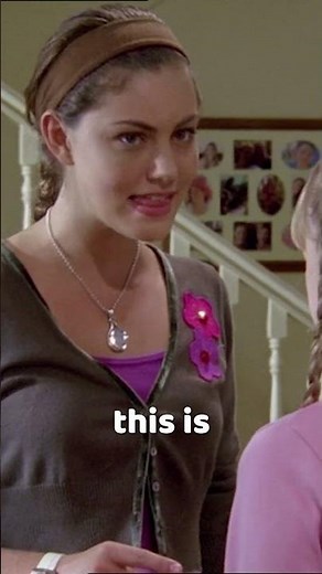 Anyone wants Kim to be their little sister? #h2ojustaddwater #mermaids #movie