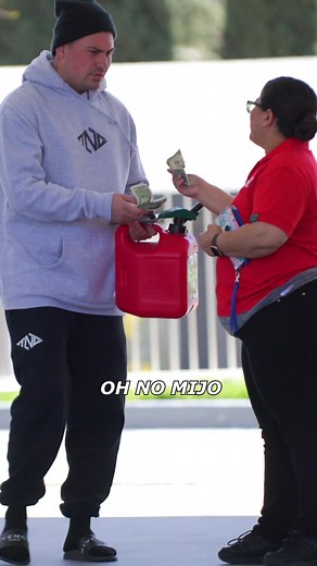 People are so RUDE nowadays | Asking Strangers For Money