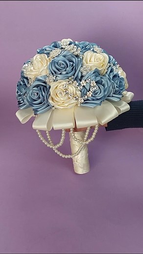 Ramo de 15 años con rosas eternas: Tutorial y tips