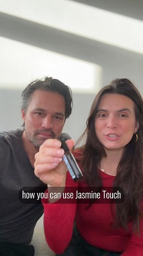 Hear from Isadora and Carel as they share their favourite ways to use Jasmine Touch and InTune™ to create connection and stay focused in their daily lives. From rolling Jasmine on wrists before quality time, or applying InTune™ for a burst of clarity, these oils are the secret ingredients to their daily routines. ✨ Versatile and convenient, they truly embody Your Wellness, Your Way. #doTERRAEurope #EssentialOils #JasmineTouch #InTuneTouch #YourWellnessYourWay | doTERRA Essential Oils Europe