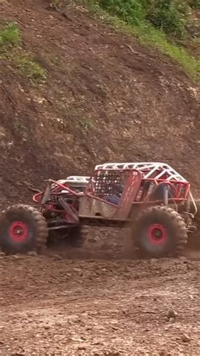 High Octane Films on Instagram: "Alex MF Sanders #rockbouncer #offroad"