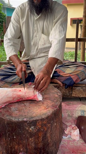 Cow's leg cutting skills #meatcuttingtechniques #meatslicing #meatmarket