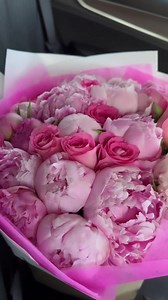 Send your best wishes with flowers from Le Langage Des Fleurs Call/ text 773-969-2855 Always Fresh flowers Eternal roses Exclusive design Affordable prices Hand Delivery Order online or visit our store  705 Devon Ave, Park Ridge, IL Www.lelangagedesfleur.com  #chicagopeonies #peonychicago #chicagoflowersinbox #blush #lightpinkflowers #parkridgeflorist #lovechicago | Svet Media | Facebook