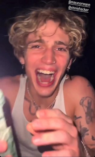 Vinnie Hacker Laughing Compilation - Funny Moments ft. Maxtonhall