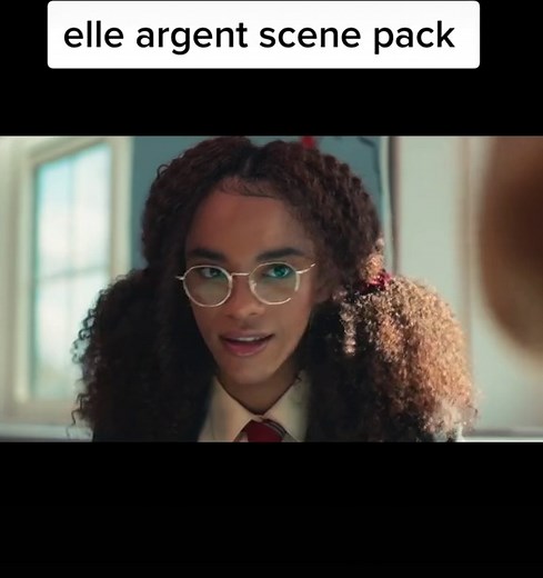 Heartstopper Season 1 Scene Pack: Nick and Charlie Kiss