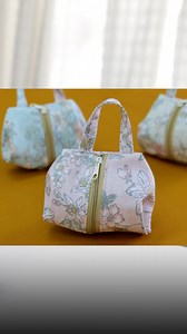 1.2M views · 15K reactions | DIY Mini Zipper Pouch! #diy #howto #sewing #sewingproject #coinpurse #fabricbag | Ae PooiM | Facebook