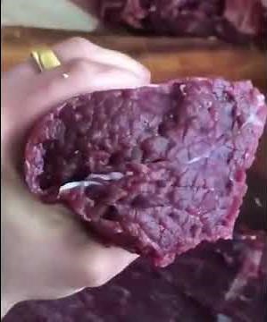 Muscle Spasm on a freshly cut meat.