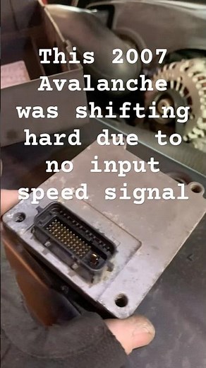 2007 Chevy Avalanche 5.3 transmission banging when shifting bad TCM ez fix #automobile #chevrolet