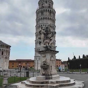 Leaning Tower of Pisa Experience 🇮🇹 | Up Close with Italy’s Most Famous Tilted Landmark