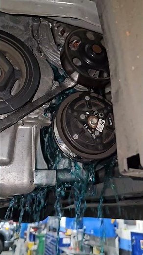 Honda Fit Water Pump! #carsofyoutube #mechanic #techtips #honda #shorts