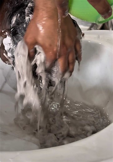 Relaxing ASMR Hand Washing and Shampoo Sounds