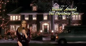 Rocking Around The Christmas Tree - Brenda Lee 🎄🏡 Home Alone by #sarahleeentertainer #rockingaroundthechristmastree #brendalee #homealone | Sarah Lee - Entertainer