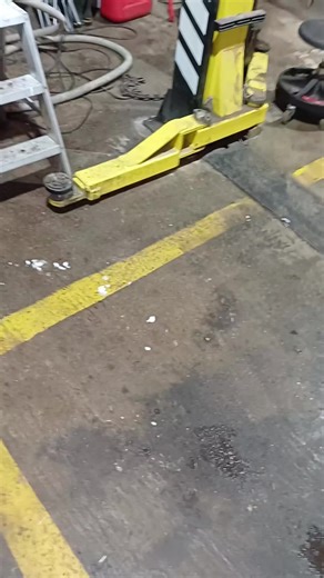 janis (@heiteriemaizvaiga)’s videos with oriģinālā skaņa - janis