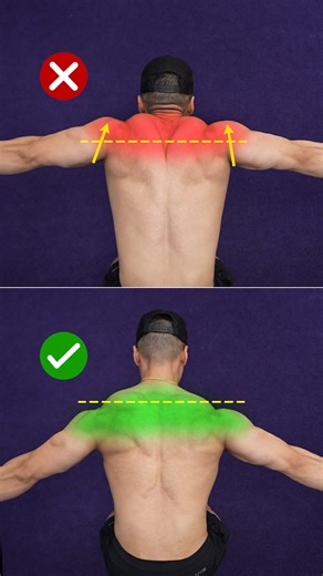 Andrew Kwong on Instagram: "Size & Shred Training program 👉🏻 deltabolic.com (link in bio) Outfit from ⁨@dfyne.official⁩ - Use code DELTA for 10% off. LInk in bio. ❌ Fix These Rear Delt Fly Mistakes! Mistake #1: Using a neutral grip (palms facing each other) This tends to recruit the traps more than the rear delts. Fix: Use a pronated grip (palms facing back) to better bias the rear delts. Mistake #2: Shrugging your shoulders Shrugging shifts tension to the upper traps. Fix: Keep your shoulders