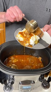 Easy Salisbury Steak in The Crockpot 🥩