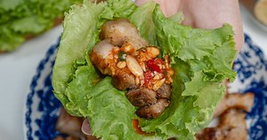 วิธีทำ เมี่ยงหมูสามชั้น สไตล์เกาหลี สามชั้นเน้นๆ ผักกรอบๆ น้ำจิ้มฉ่ำๆ - lulla : ร้านกิน . ที่เที่ยว . และเมนูน่าทำ