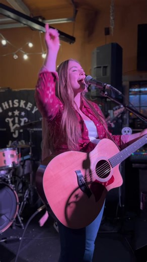 @SJ McDonald blessing us with her beautiful voice at @whiskeyjam 01/23/23 #whiskeyjam #whiskeyjamfam