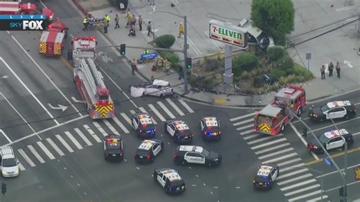 2 people, including innocent driver, killed in fiery crash in South Gate