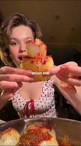 viral onions recipe. peel the onion, cut out the center, fill with butter #shorts
