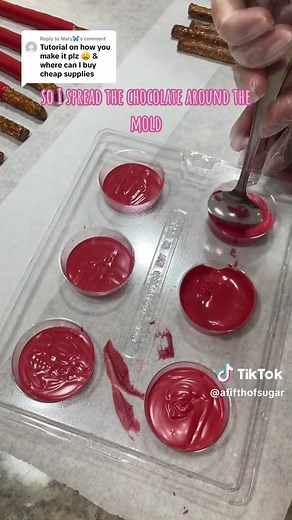 Chocolate Covered Oreo Tutorial Using Plastic Mold