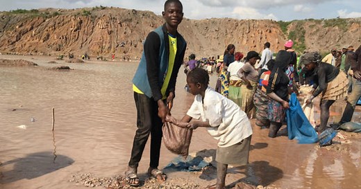 CBS News finds children mining cobalt in Democratic Republic of Congo