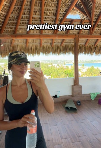 Valkoorgym PXM Puerto Escondido — prettiest gym in Mexico