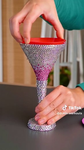 DIY Mini Party Bag on a Budget: Stylish and Easy!