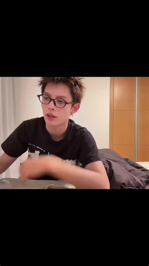 james live mukbang tahun baru #cortis #jamescortis #fyp #weverselive