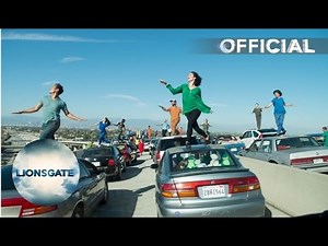 La La Land - Behind the Scenes "Traffic" - In Cinemas Now