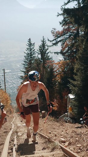 263K views · 5.5K reactions | VK WORLD RECORD SHATTERED! @remi_bonnet absolutely obliterates the VK world record in a time of 27min 29sec. Video — @koastalforest | Salomon Running | Facebook