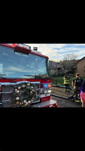On December 25 at approximately 2:08 p.m., Clackamas Fire was dispatched to a reported commercial fire at Reformation Covenant Church near the intersection of JQ Adams St. and 12th St. in Oregon City. A caller to 911 reported black smoke coming from the roof and fire alarms sounding inside the structure. Upon arrival, firefighters worked to locate the fire while additional crews conducted a search of the structure for victims. The fire was located in the space between an old and new roof, requir