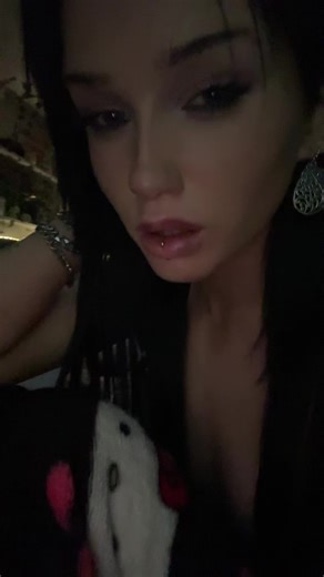 axlyli (@axlyli)’s videos with sonido original - 𝗞𝗡 𖤐