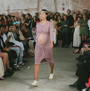 323K views · 362 reactions | A pregnant model walked NYFW. | Yahoo Life | Facebook