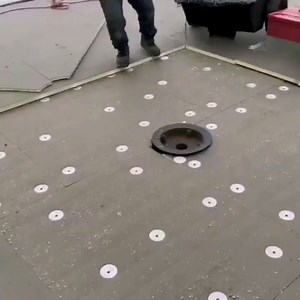 Insulation application. Image/Audio Courtesy: Unknown DM for credit or removal request. Use intended only for knowledge and information purposes. #civilengineering #theconstructor #construction #civil #engineering #civilengineeringworld #civilengineer #engineer #engineers #building #civilconstruction #constructionlife #engineeringlife #constructionworker | The Constructor - Civil Engineering Home