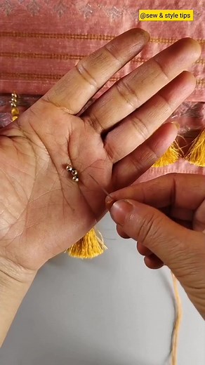 1.3M views · 18K reactions | মণি দহিৰ এটা নতুন design ♥️ #দহিবতা #দহিগুঠা #sareekuchu #dohibota #dohigutha #sareefashion #mekhelasador #reelsfb #assamesereels #reelsassam #assam #axomiya #kuchumaking #5minutecrafts #sadordohibota | Sew & Style Tips | Facebook