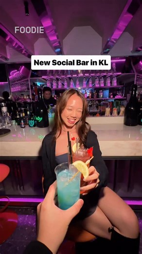 KL Foodie on Instagram: "New Social Bar in KL 😍 📍 @swiperight_kl"