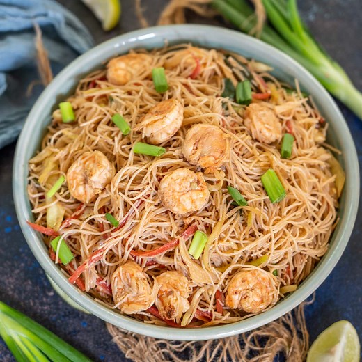 Detailed recipe here: https://www.whiskaffair.com/shrimp-mei-fun-noodles-recipe/ Shrimp Mei Fun (Rice Noodles Stir Fry, Shrimp Mai Fun) is an Asian preparation made using rice noodles, shrimp, and sauces. Make this take-out favorite at home using my easy recipe. | Whiskaffair