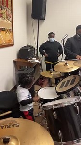 Aquela Intro antes do Show ou primeira faixa que fica marcada em qualquer um! #reggae #jamaica #reggae #intro #littlegirl #bateria #brasil #planetareggae #sextou | Planeta Reggae