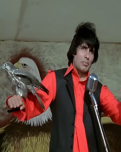 525K views · 16K reactions | Coolie (कुली) 1983 | Scene 18 | Amitabh Bachchan Superhit Hindi Movie | Rishi Kapoor, Waheeda Rehman, Kader Khan #Coolie #AmitabhBachchan #Superhit #HindiMovie #RishiKapoor #WaheedaRehman #KaderKhan #Ultra #UltraBollywood #Bollywood #Movies #Films #Drama #Action #Romance #Comedy #Entertainment #BollywoodMovies #IndianCinema #BestScene #Superhit #Evergreen #BestOfBollywood #MustWatch #NiluPhule | Ultra Bollywood | Facebook